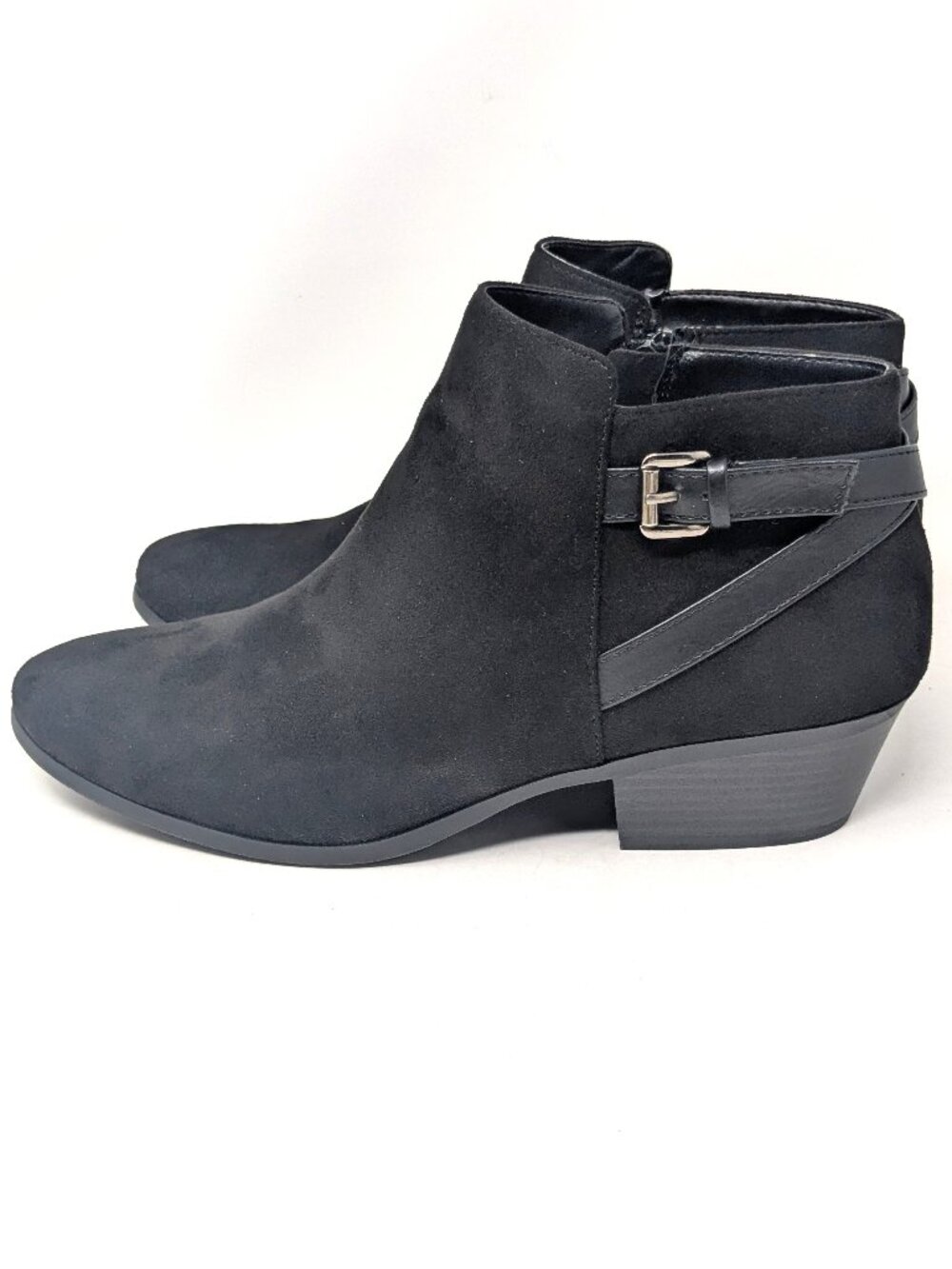 Soda Black Ankle Booties Almond Toe 2" Stack Heel Womens Size 11 Med NWOB